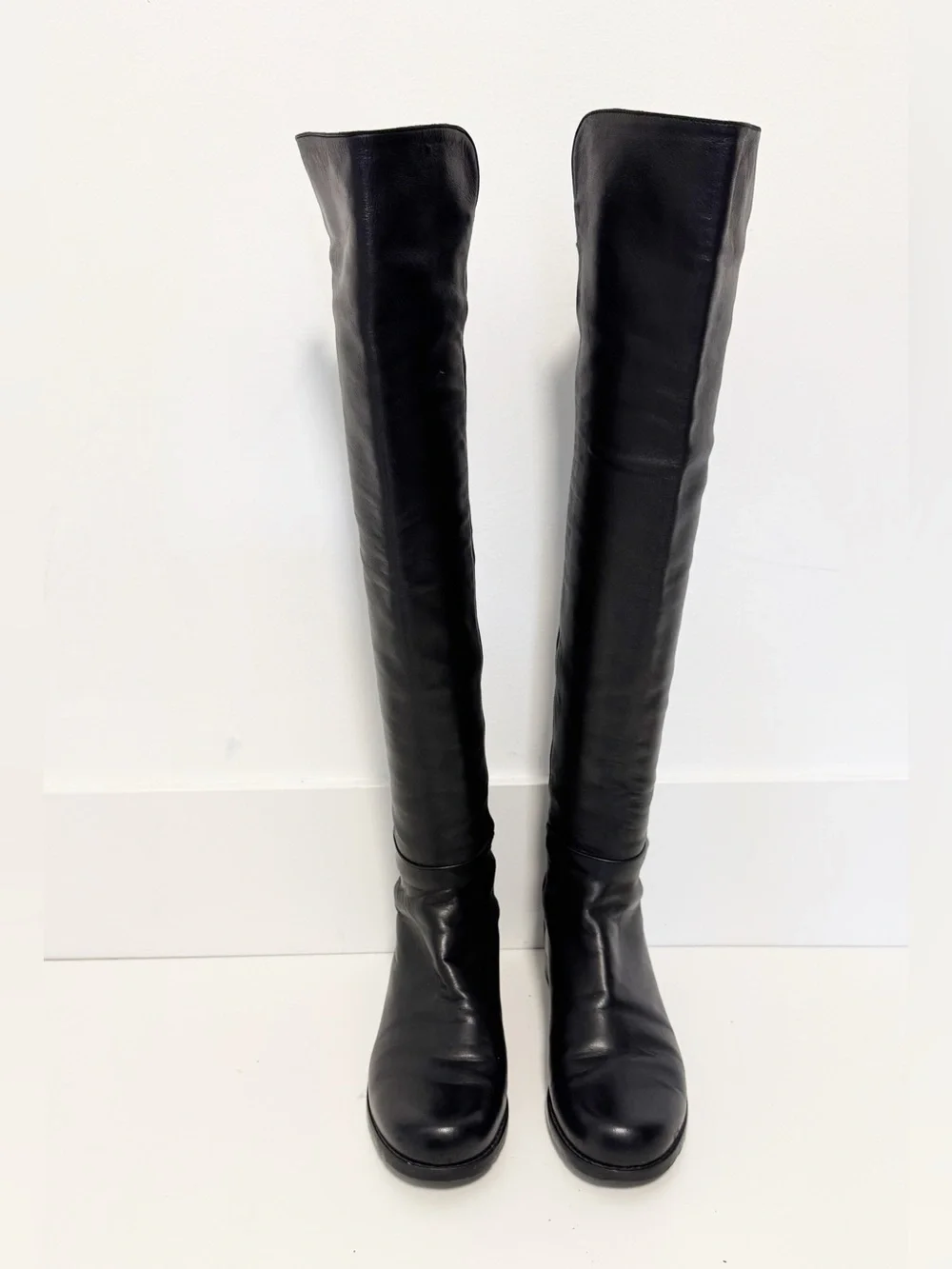Stuart Weitzman 5050 Boot Black Leather size 6.5